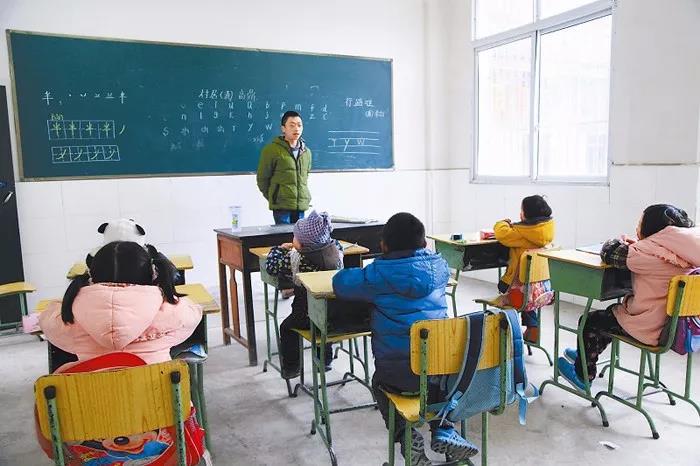 全班57名只有56名考上610分,全班55人小学成绩在班里25名