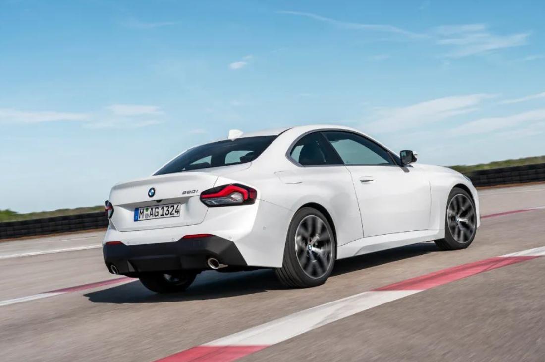 目前新款宝马3系值得买吗,比宝马3系更值得买的b级车