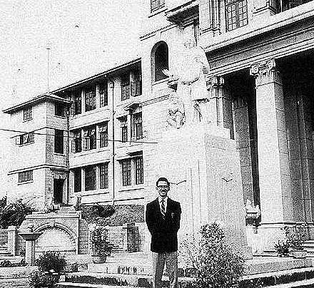 榛勯湋鎵嶅崕妯孩,榛勯湋澶у笀浣滄洸浣滆瘝