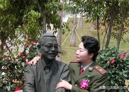 1983年，*小平邓**批示一周解决陈景润的问题，后者：累死也心甘情愿