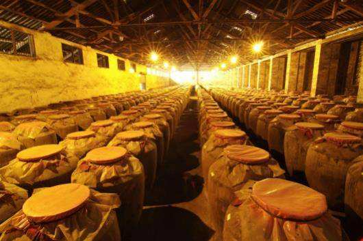 粮食酒与酒精酒有什么区别,粮食酒与酒精酒的区别对比