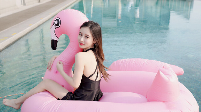 晨鸢互娱时尚达人“薄冰”让你知道时尚没有终点站，苏喂苏喂起来