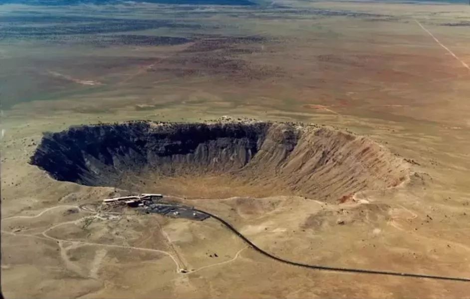 买假钻石2000万,假钻石300万