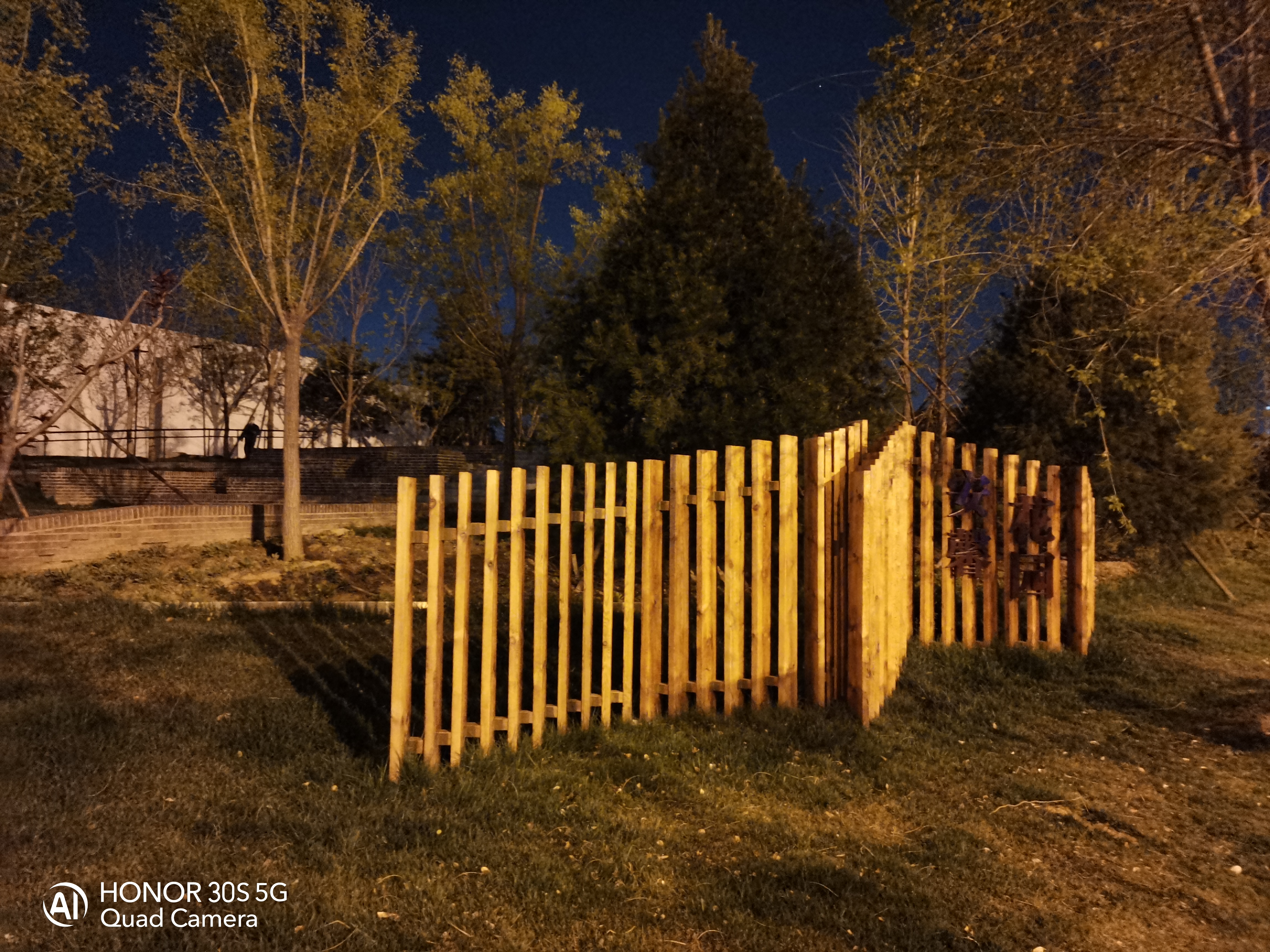 荣耀热门五款机型拍照对比：分别是Play4T/X10/30S/30/30Pro