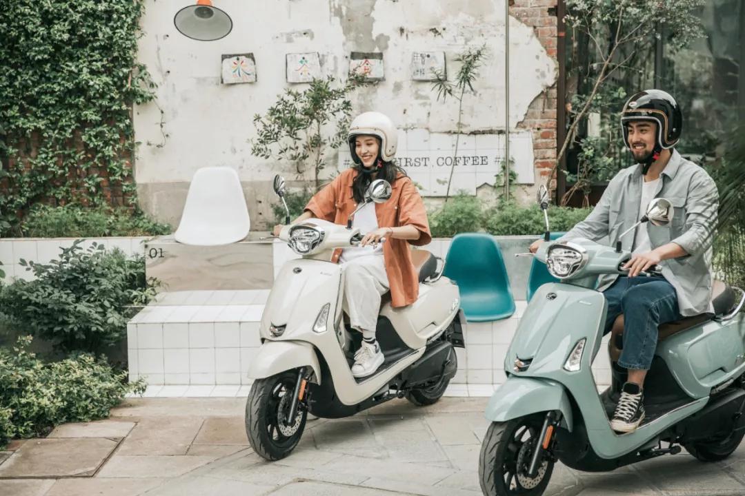 新日电动车vs台铃电动车,新国标雅迪爱玛台铃电动车