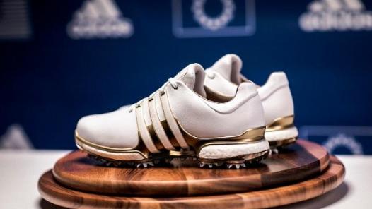 运动服阿迪达斯和耐克谁强,穷穿耐克富穿阿迪是什么意思