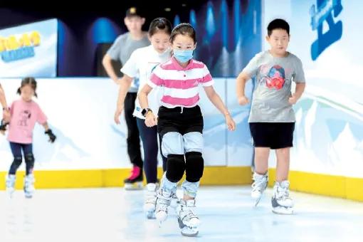 推窗见景伸懒腰,推窗见景的生活