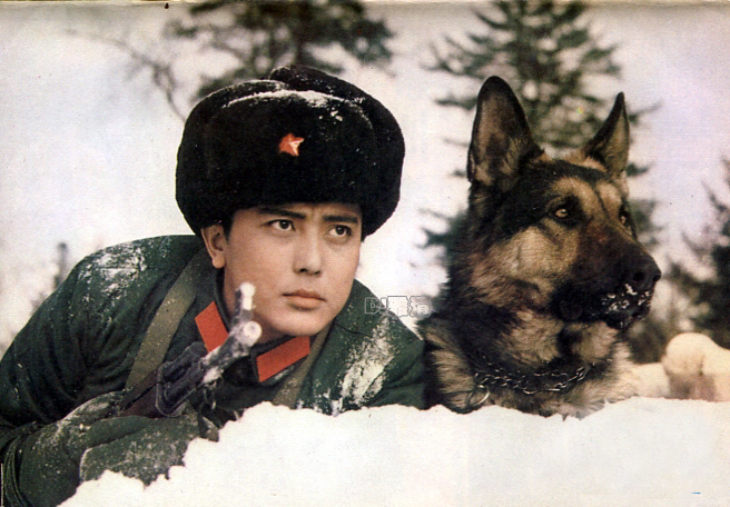 罕见老照片80年代男星,老电影老演员最美老照片