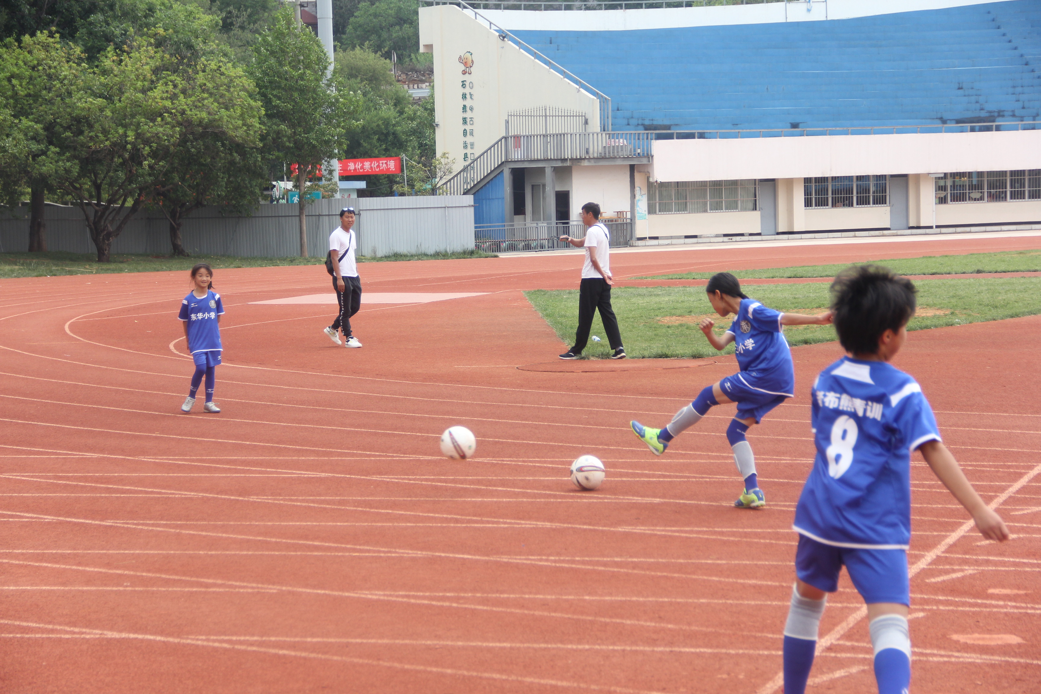 2023年昆明奋进杯足球赛u10,2024昆明青少年足球比赛