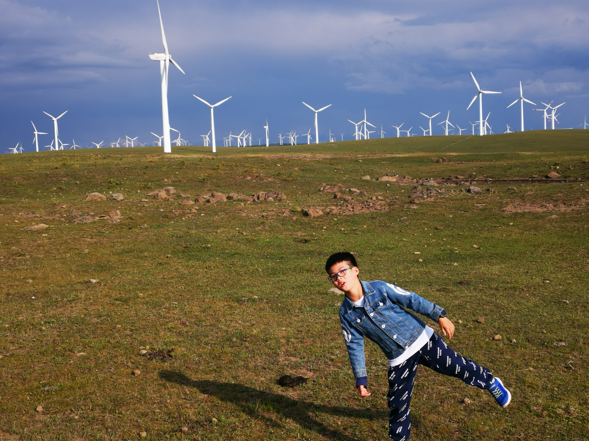 乌兰布统和红松洼哪个更值得去,辽宁乌兰布统草原旅游