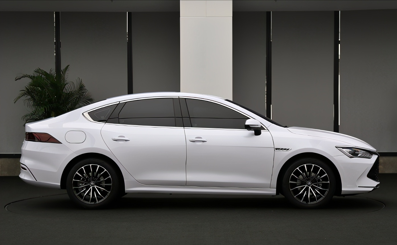 比亚迪9.98万秦dm最新行情,比亚迪秦DM-i报价