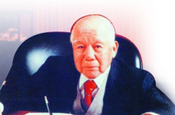 恒生指数发明者,坐拥75亿资产,13子女却无人接班,终迫卖与外人