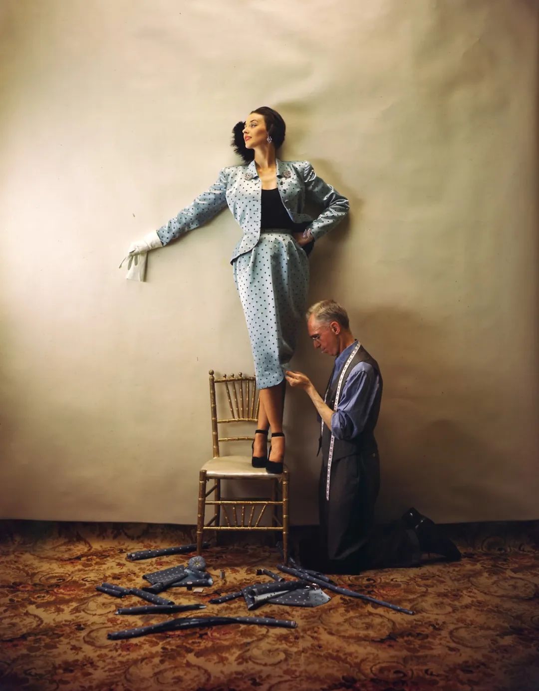 会修飞机的绝代超模，自己开公司，为何最终在小餐馆度过余生？