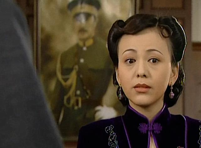 何书桓与依萍关系,何书桓为什么会喜欢依萍