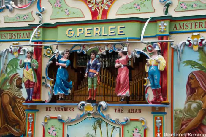 荷兰国花郁金香风车,荷兰风车和郁金香