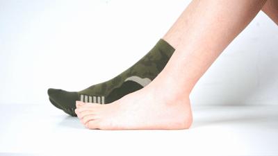 马拉松专业跑步袜推荐品牌,薄款透气马拉松跑步袜