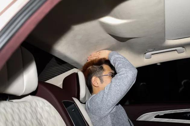 敢在人民大会堂开发布会的品牌看完我大写的服了