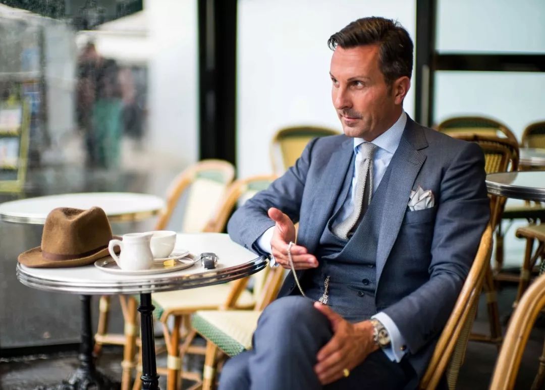 高级感法兰绒,法兰绒营造出属于绅士的冬日感性