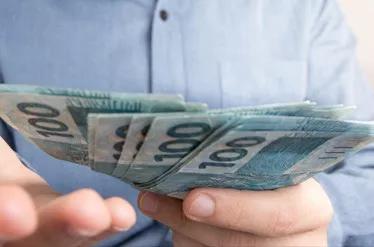 去国外旅游过安检被偷视频,出国旅游过海关被扣是什么原因