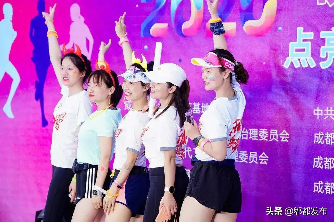 灯光秀奥运夺冠,奥运冠军夜游西安