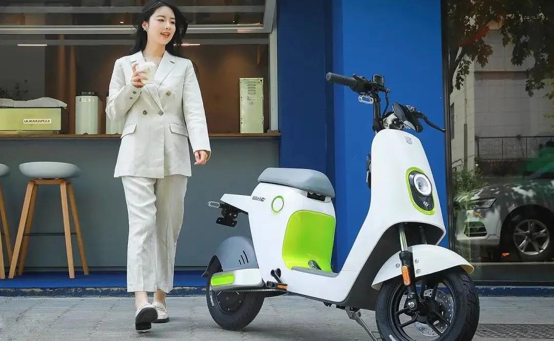 续航里程长的绿源电动车,绿源电动车原装一般用多久