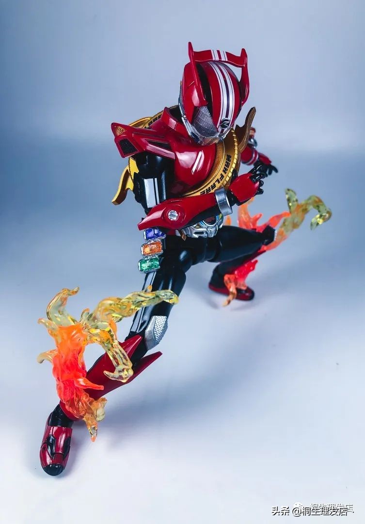 座驾最贵的假面骑士！假面骑士Drive驰骑shf测评