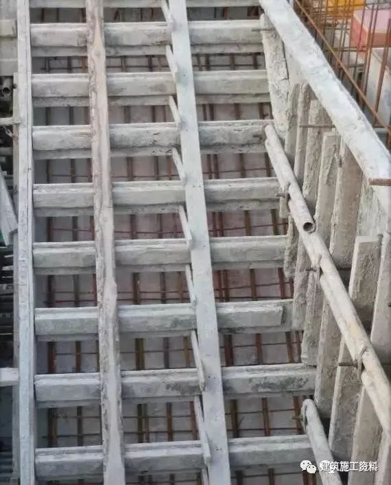 地下室模板施工技术交底,幕墙施工技术交底模板