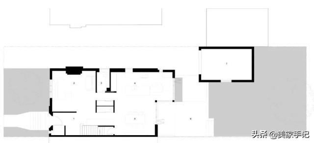 她在别墅外墙搭了个“黑盒子”，从而多出了间阳台和厨房！太聪明