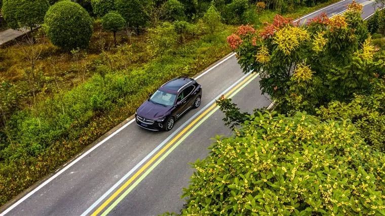 昂科威s走山路,昂科威s西藏新疆行