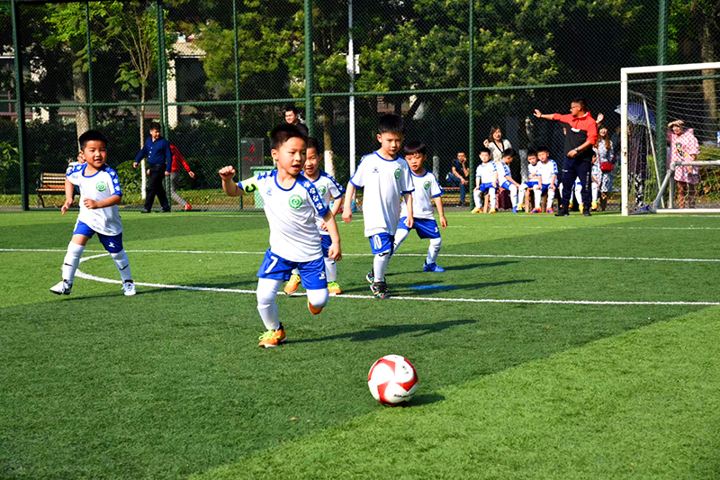 南充市青少年足球锦标赛,南充奥航比赛