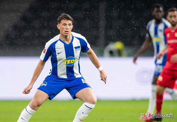 曝拜仁关注巴萨19岁中卫法耶,曝巴萨关注17岁小将布拉齐尔