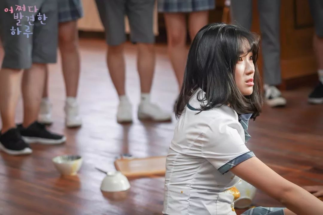 十月开播的韩剧，一个月的笑点要被这部剧承包