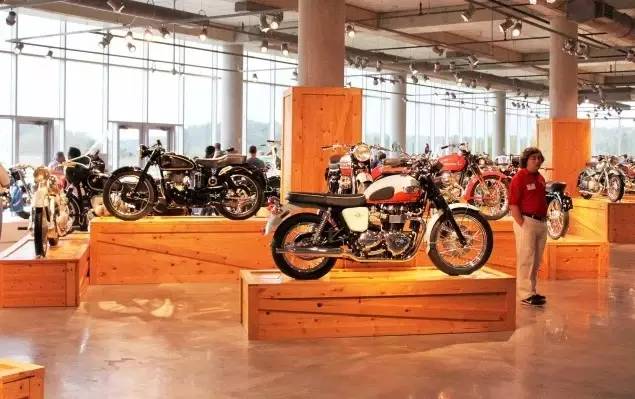 国外意大利摩托车博物馆,古典摩托车博物馆