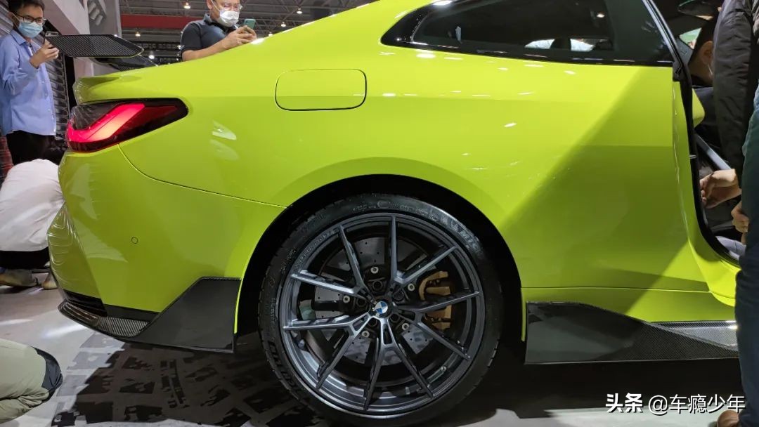 最新款宝马4驱m3,中置四出排气宝马