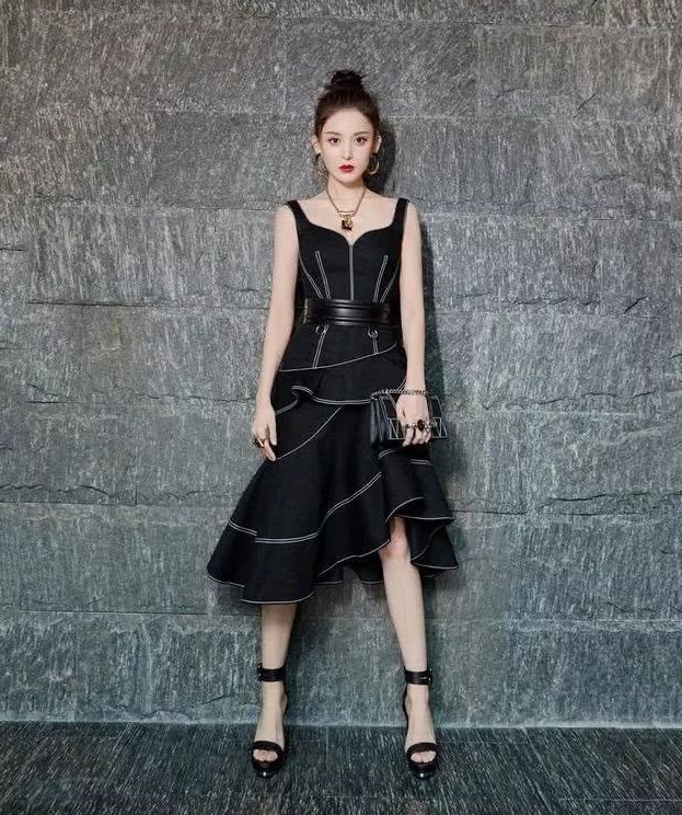 流行的丑裙子,适合春天穿的裙子有哪些