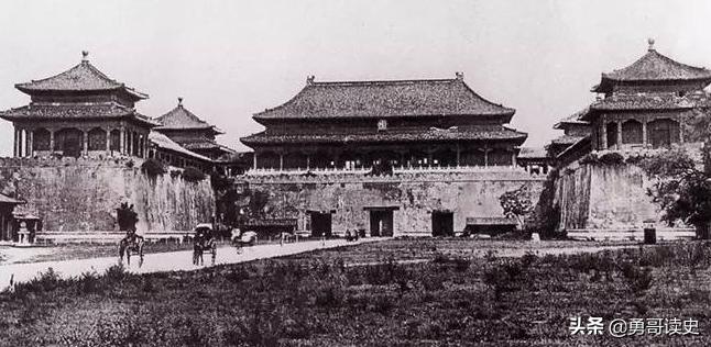 清朝正一品和超品官员,清朝正一品的官员