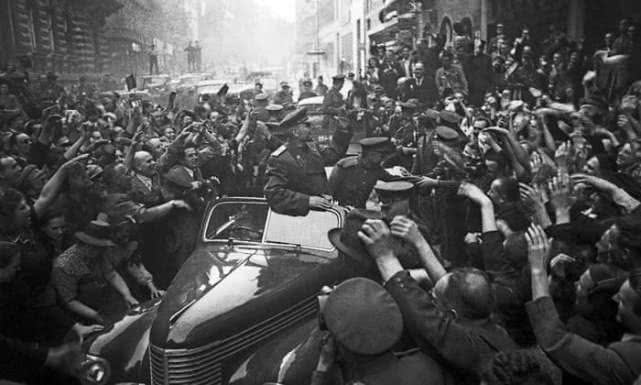 背叛历史!别再说布拉格是浪漫之都,刚挑衅中国,又要树叛徒雕像