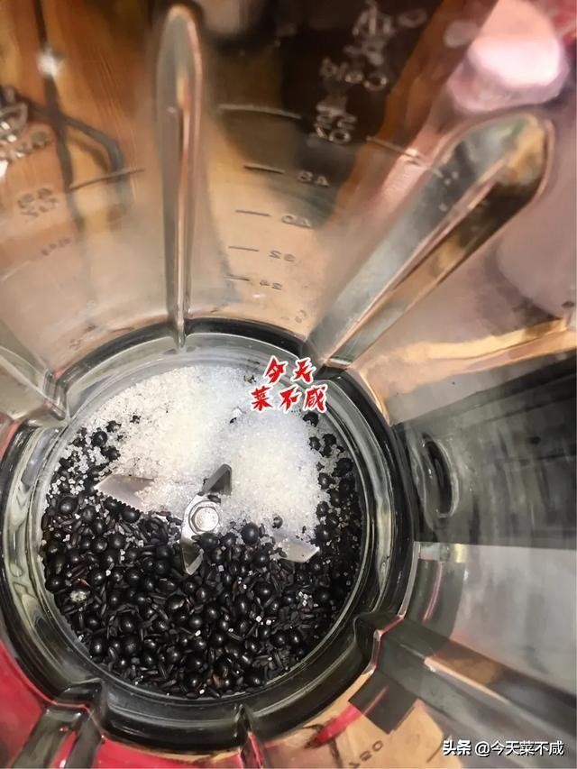 早餐豆浆加什么又营养又帮助消化,早餐豆浆全家最佳配方大全