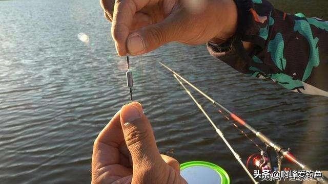 橡皮船钓鱼如何配置钓具视频,钓鱼技巧钓鱼装备渔具选择