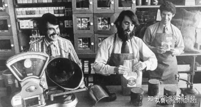 30元一杯星巴克,30元一瓶的星巴克咖啡