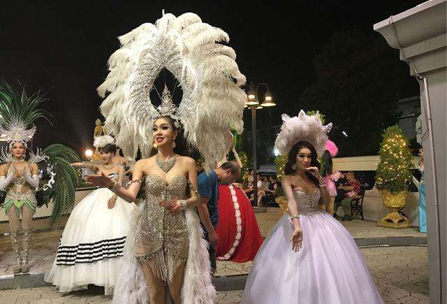 泰国人妖为男儿身，为啥退役嫁人还要吃避孕药？人妖皇后说出真相