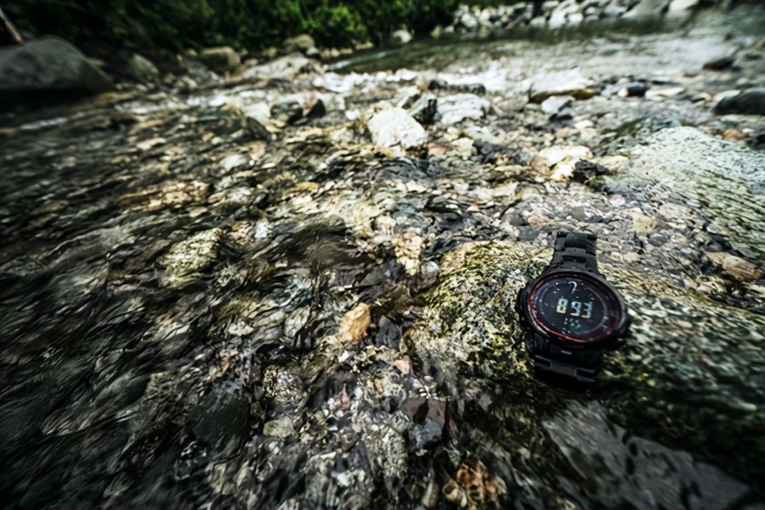 我与“熔岩瀑布”的日常PRW-30YT-1PR陪我体验浩瀚无垠