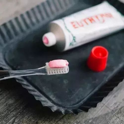 澳洲留学生用品必买清单,英国留学必备50件清单