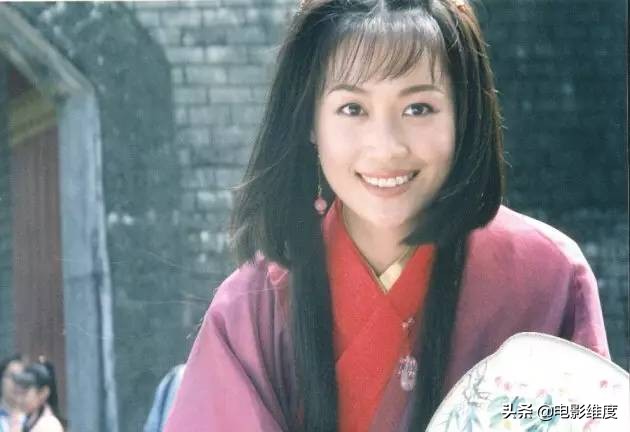 祝英台与马文才初相识梁小冰版,梁小冰祝英台被马文才亲吻