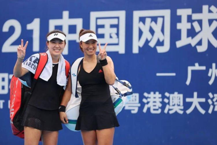 体育界捐款最多的姑娘李娜,李娜向家乡捐款300万视频