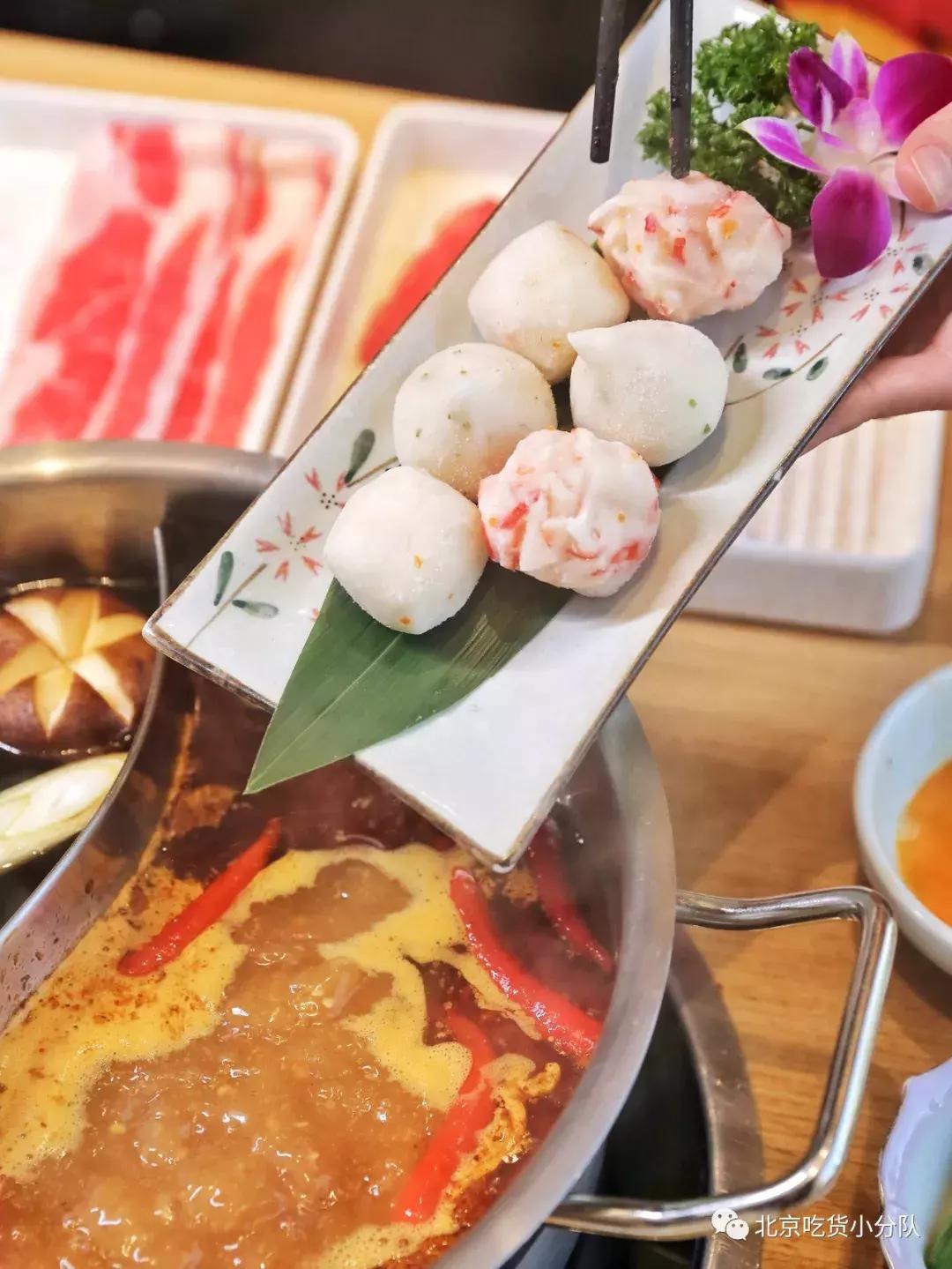 给自助餐老板上一课抖音,吃自助给老板上一课抖音