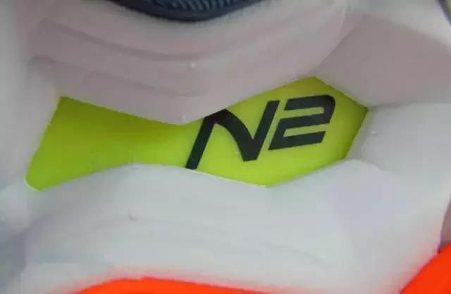 缓震跑鞋和科技跑鞋区别,跑鞋缓震和马拉松跑鞋缓震