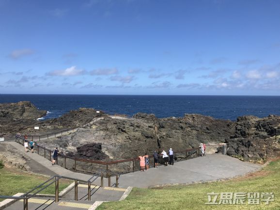 澳洲留学一年要多少人民币,澳洲语言学校一年留学费用