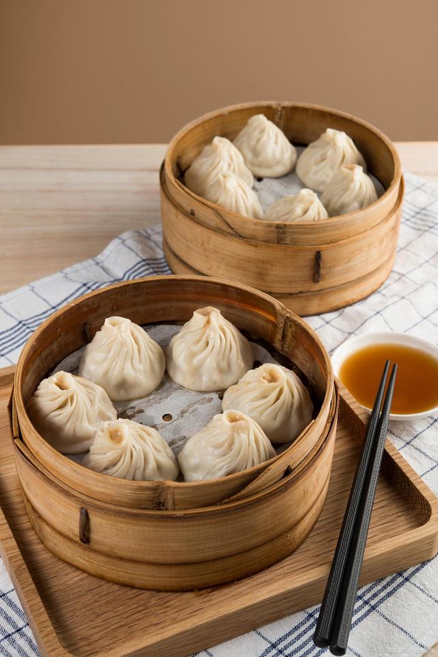 无锡最好吃的小笼包店是哪,无锡南长街小笼包哪家最好吃