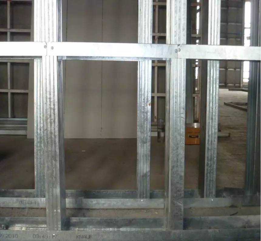 轻质隔墙底部导墙要求及规范,轻质隔墙施工国家规范要求